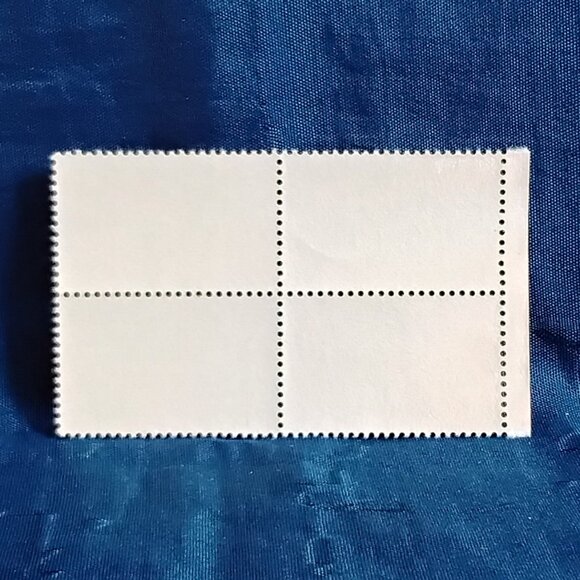 Uncirculated USA 1983 Olympics Team USA Block of Four 40 Cent Airmail Stamps!! - Picture 2 of 2